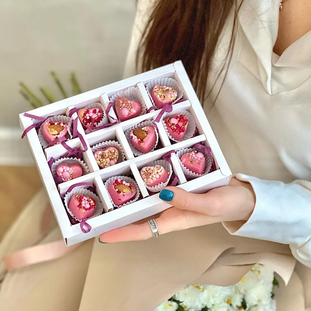 Конфеты ручной работы из бельгийского шоколада 12 шт