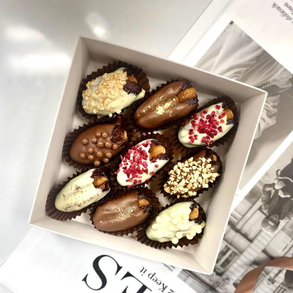 Королевские финики в бельгийском шоколаде, начиненные миндалем